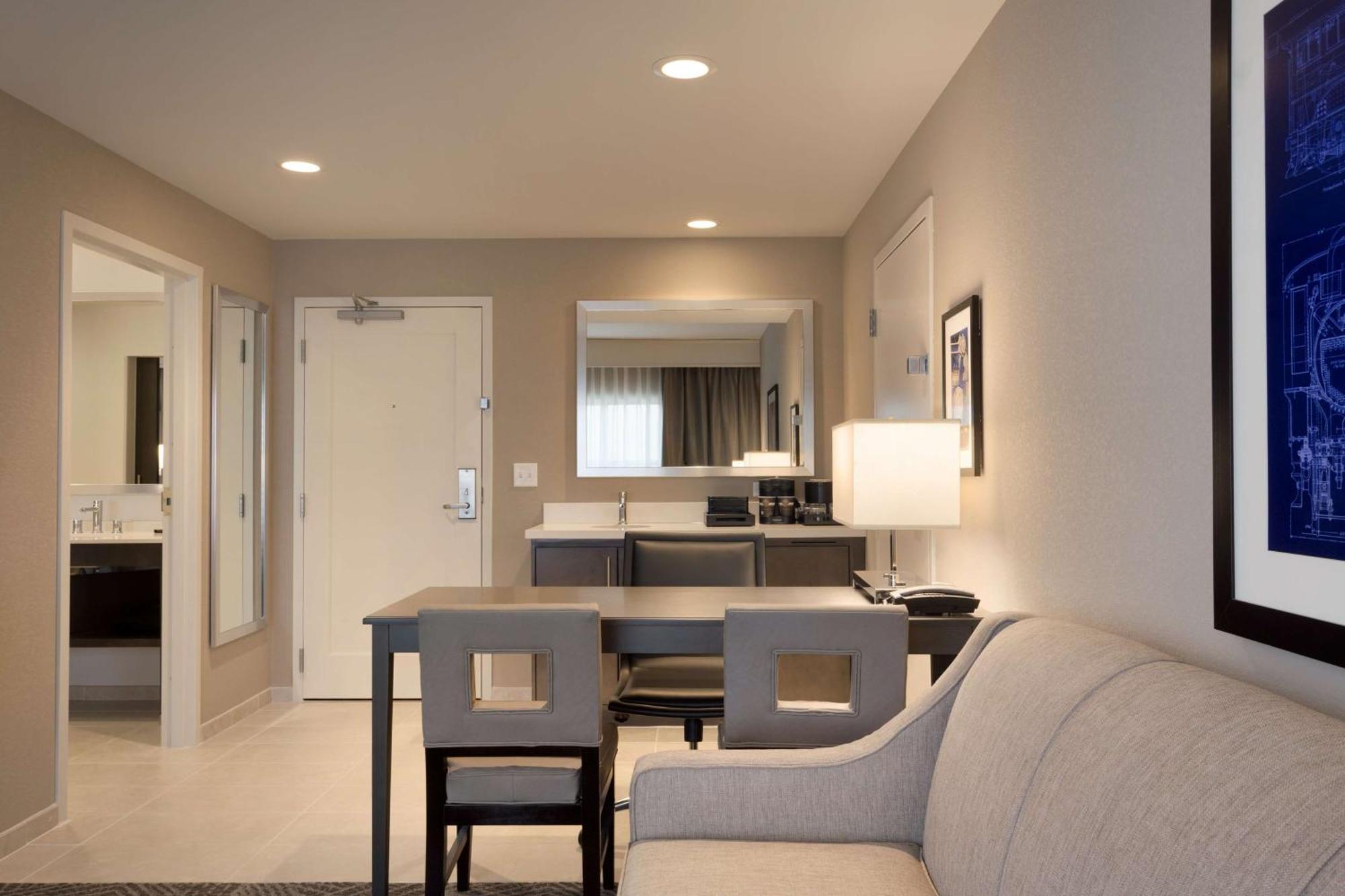 Two-Bedroom King Suite,1214329381:JPEG